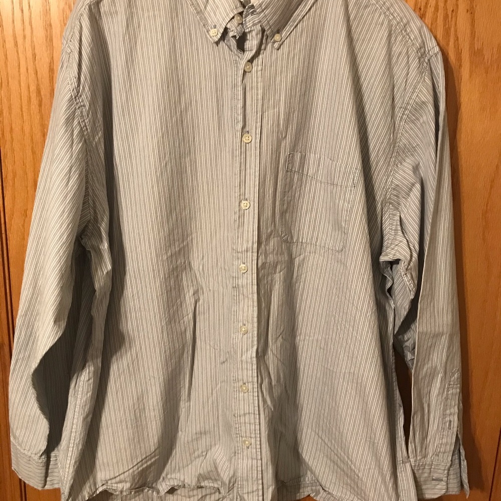 Men’s button down shirt. NWOT